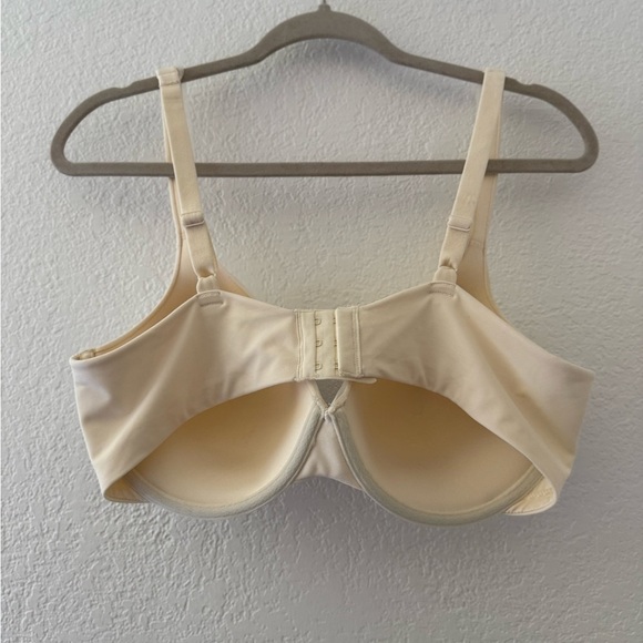 Vanity Fair Body Sleeks Support Full Coverage Contour Bra Size 40D - Picture 9 of 10
